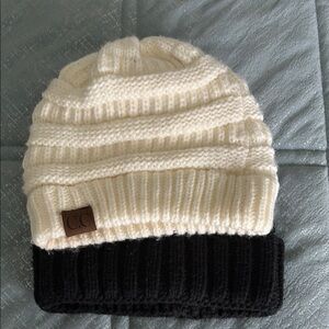Women’s  Cream and Black Knit Beanies